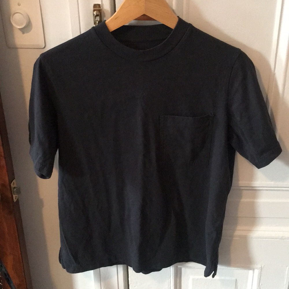 Everlane Gray T shirt